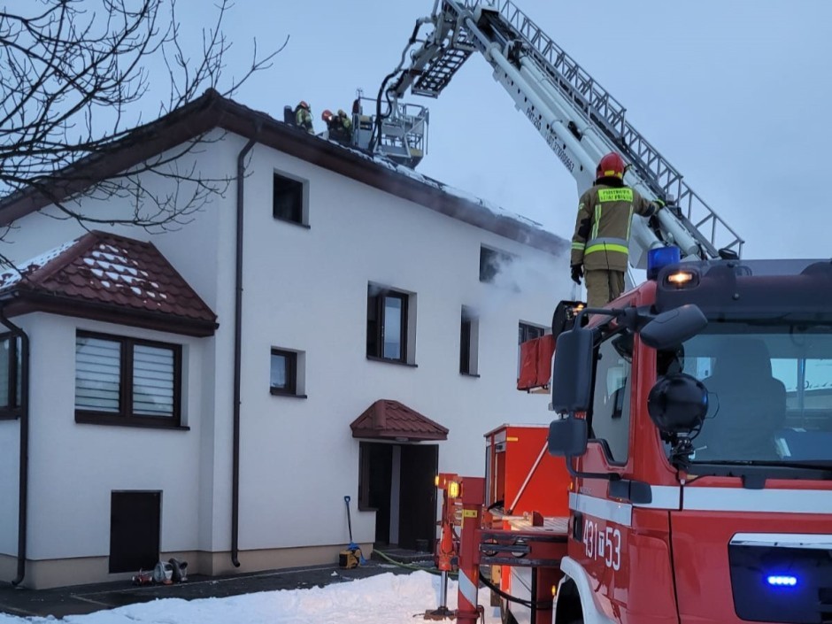 Szereg pożarów sadzy kominach