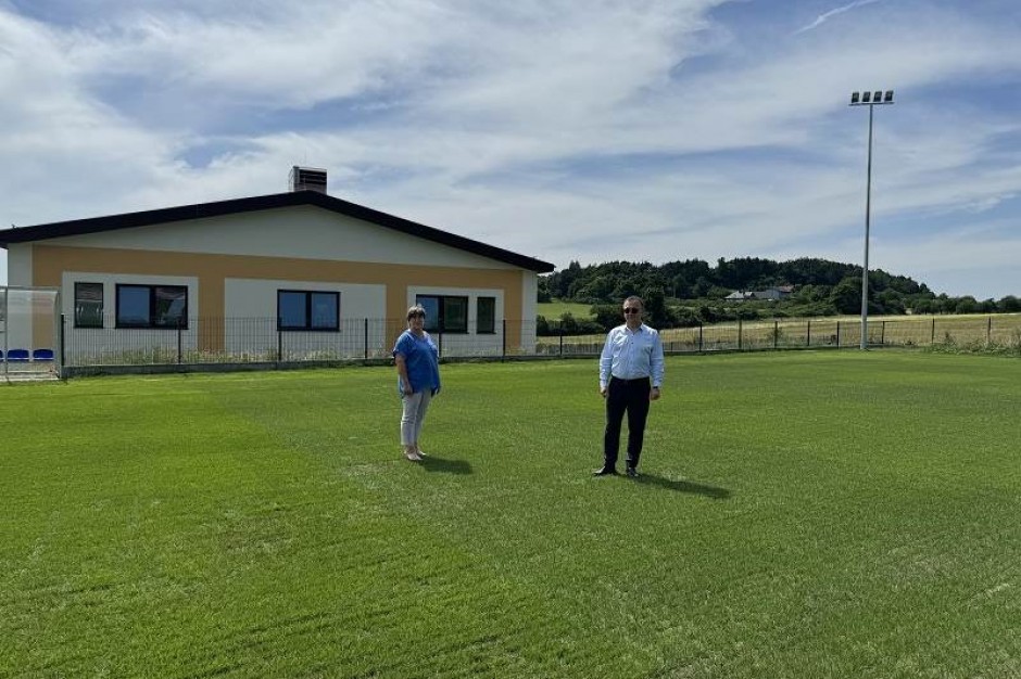 W Bolminie powstaje nowa hala sportowa i boisko
