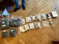 Akcja kieleckich policjantów w Warszawie. Przejęli 11 kg narkotyków