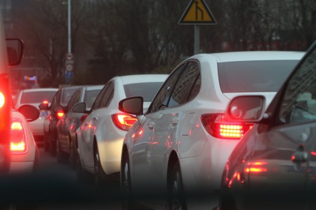 Utrudnienia w ruchu drogowym na alei Solidarności