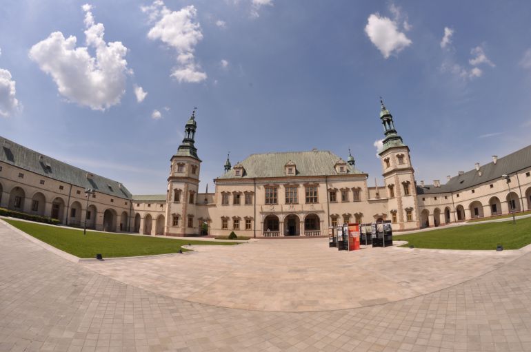 Kolejny remont w dawnym Pałacu Biskupów Krakowskich