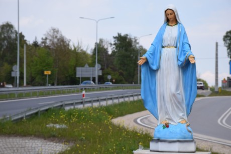 Odrestaurowana figura Matki Bożej zostanie poświęcona