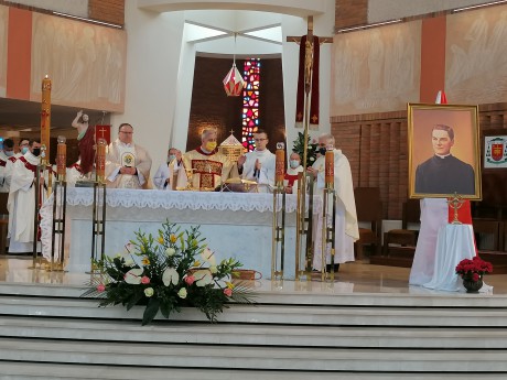 [FOTO] Biskup Jan Piotrowski: Najpiękniejsze osiągnięcie w życiu chrześcijańskim to przykazanie miłości Boga i bliźniego