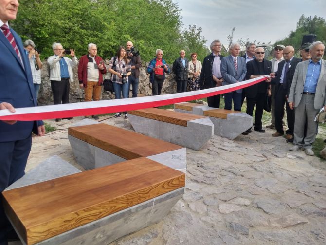 Ławeczki upamiętniły znanego regionalistę