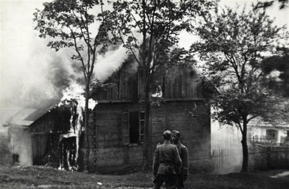 Straty wsi polskiej podczas II wojny światowej. Ważna konferencja w „Przystanku Historia”