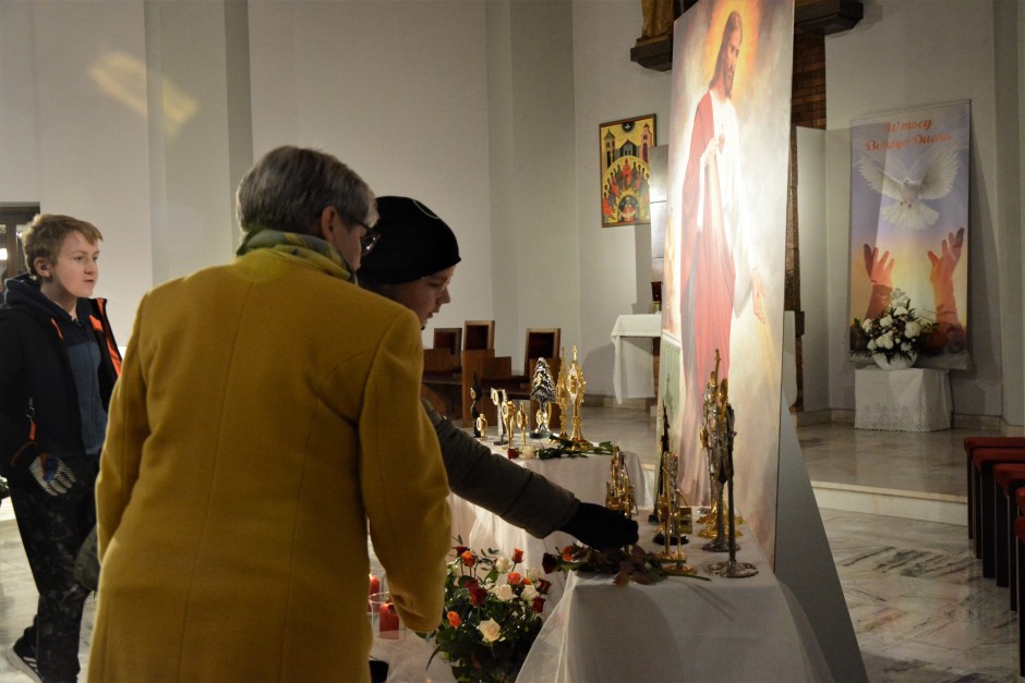 Sprawdź, w których parafiach odbędzie się Noc Świętych