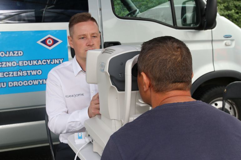 Badali wzrok podczas kontroli drogowych