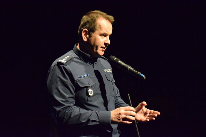 Policjanci rozpoczęli akcję edukacyjną