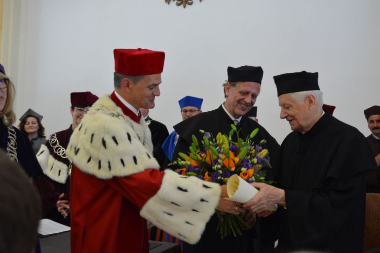 Fizyk doktorem honoris causa UJK