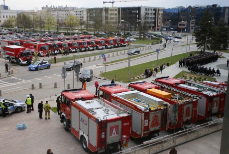 Strażacy otrzymali nowe samochody