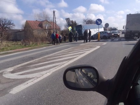 [AKTUALIZACJA] Autokar i samochód osobowy zderzyły się w Radlinie