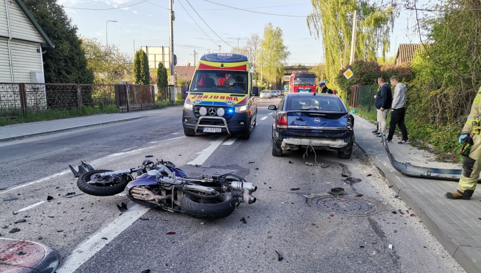 Wypadek w Kielcach. Motocyklista w szpitalu
