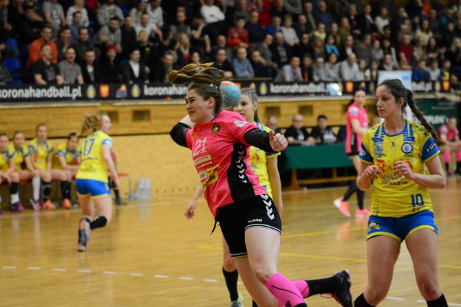 Twierdza Kielce niezdobyta. Korona Handball coraz bliżej Superligi