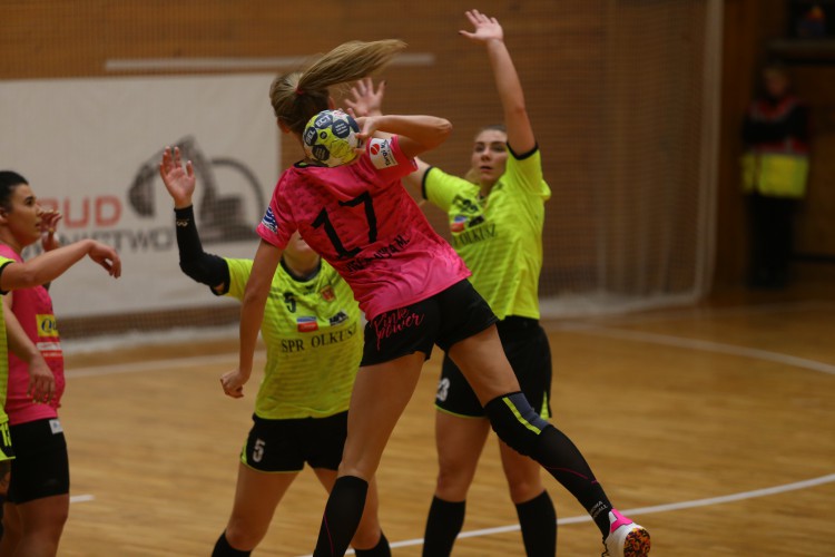 Sensacja przy Krakowskiej! Korona Handball przegrała z SPR-em Olkusz