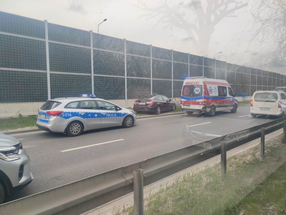 Zdarzenie drogowe na Zagnańskiej. Utrudnienia w ruchu