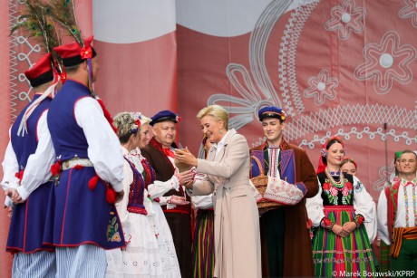 Koło Gospodyń Wiejskich Występy najlepsze w Polsce. Nagroda od Pierwszej Damy