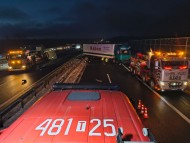 Nocny wypadek na S7. Zderzyły się dwie ciężarówki