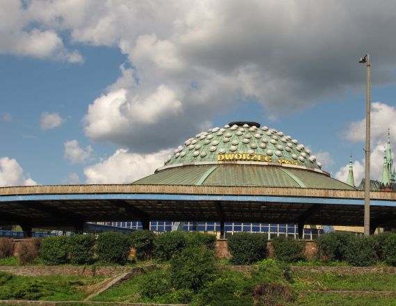 Trwa wielkie sprzątanie dworca