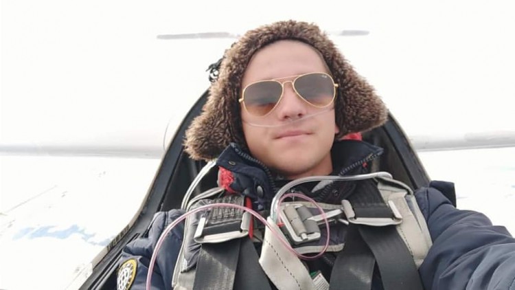 17-letni członek Kieleckiego Aeroklubu wykonał niesamowity lot nad Beskidami!