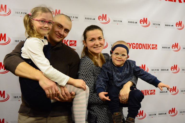 Nadal nas potrzebuje