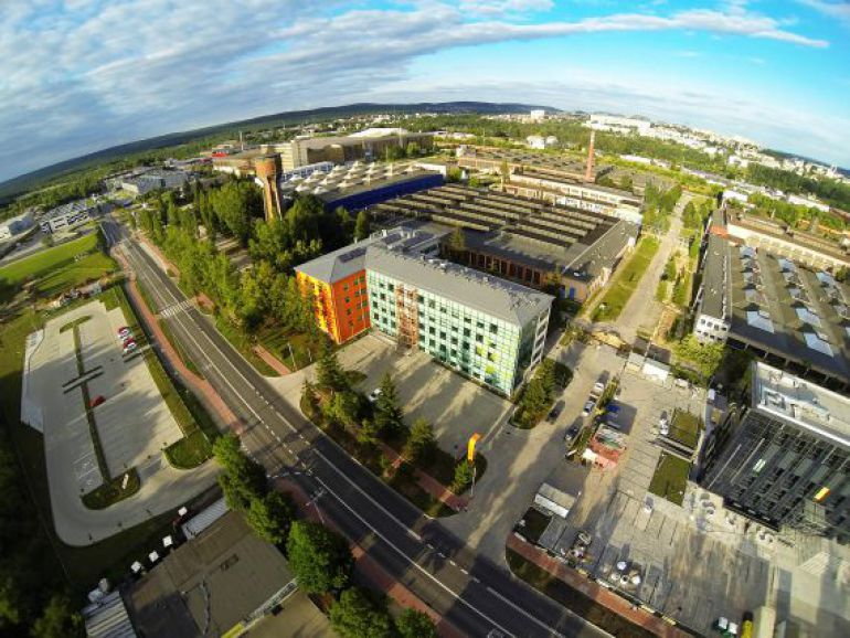 Będą nowe miejsca pracy. Szwajcarzy wchodzą do Kielc