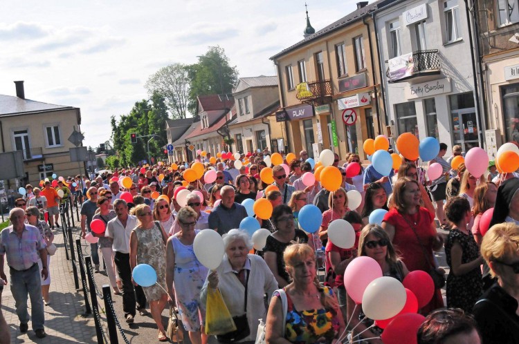 [FOTO] Busko-Zdrój: Maszerowali w obronie życia i rodziny