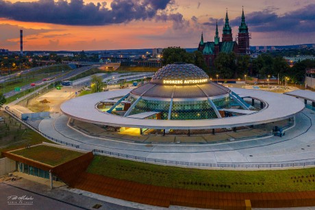 Przewoźnicy z obowiązkowym przystankiem na dworcu