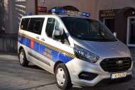 Leżał na ziemi i potrzebował pomocy… miał pięć promili alkoholu