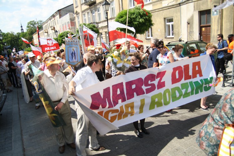 Organizatorzy zapraszają na Marsz dla Życia i Rodziny. Ulicami Kielc przejdzie on w niedzielę, 9 czerwca.