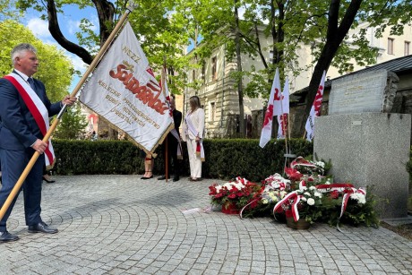 [FOTO] 