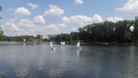 „Żaglowce z byle czego”, czyli rodzinny piknik nad zalewem