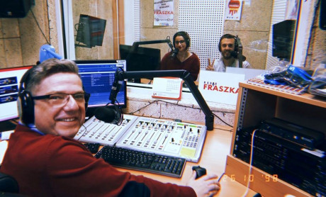 Kandydaci na rektora UJK zaprezentują się na antenie studenckiego radia