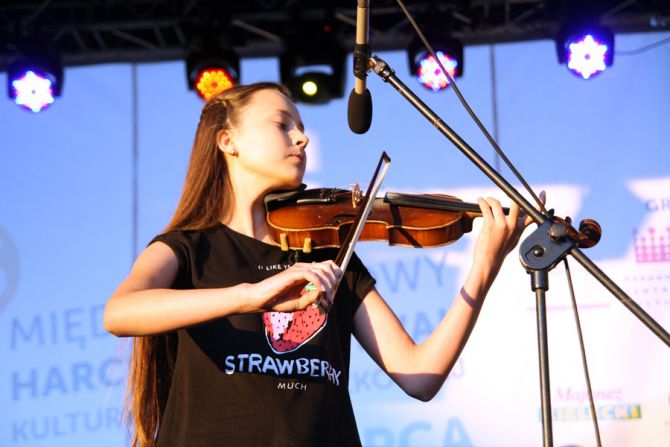 Pop, folk i rock. Harcerze harcują