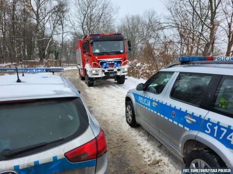 Służby z psem tropiącym szukali zaginionej 21-latki