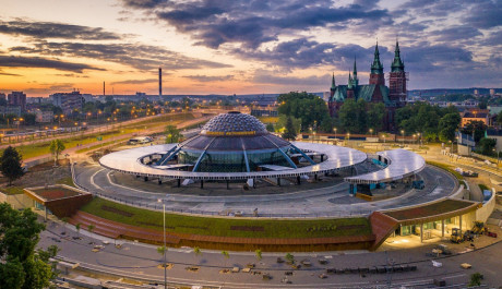 Budowa dworca na finiszu. We wrześniu otwarcie!