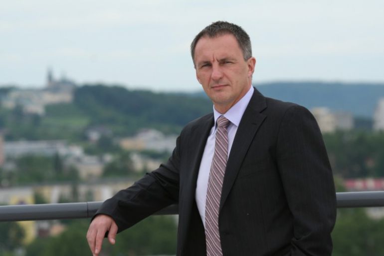 Klicki odchodzi z Kolportera