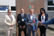 Sejmikowi radni Koalicji Obywatelskiej krytykują PiS. Renata Janik odpiera zarzuty