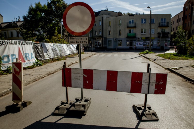 Zmiana organizacji ruchu w rejonie ul. Starodomaszowskiej