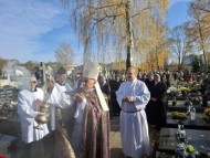 Biskup Marian Florczyk: Nasze przemijanie ma sens