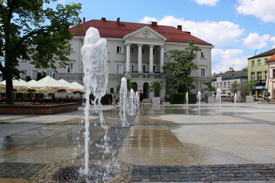 Woda w centrum, choć skażona, to przecież nieprzeznaczona do picia i kąpieli