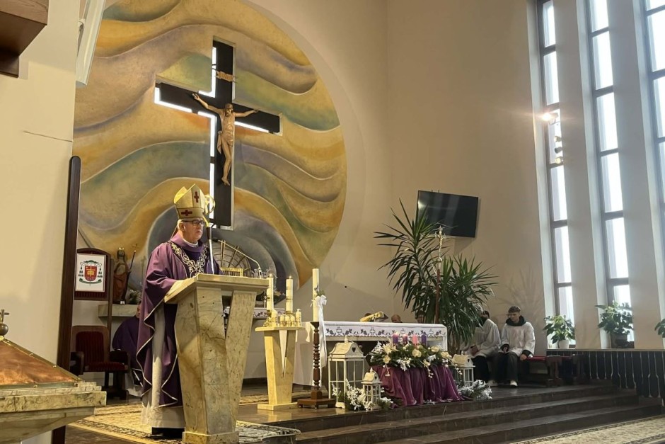 50 lat Parafii Wniebowzięcia NMP w Samsonowie. Uroczysta Msza z udziałem biskupa