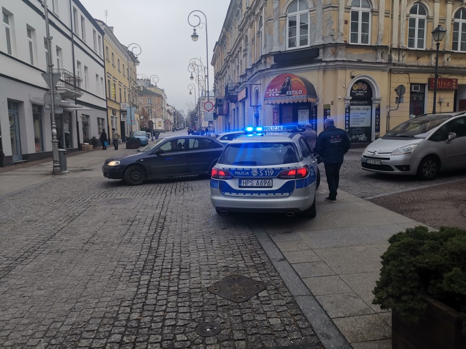 Potrącenie na deptaku. 91-latka trafiła do szpitala