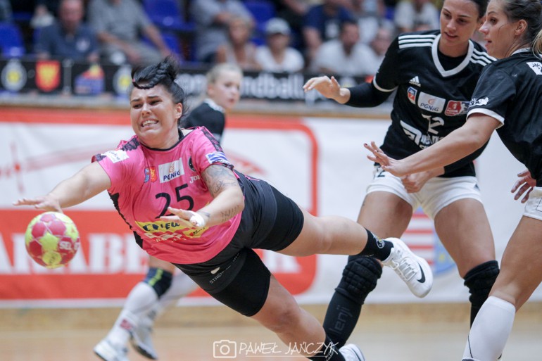 Udany start Korony Handball. „Jest różnica, przede wszystkim w głowach. Niektóre dziewczyny odblokowały się"