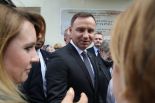 Prezydent Polski zwiedził wystawę „Wspomnijcie na minione dni”