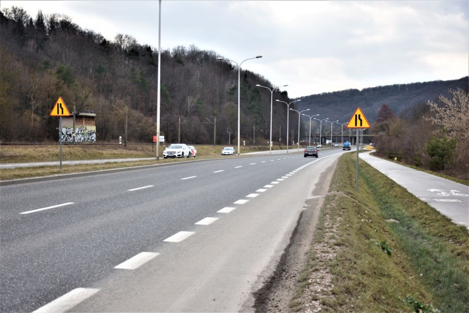 [INTERWENCJA] Budowy nie ma dziewięć miesięcy, a znaki stoją