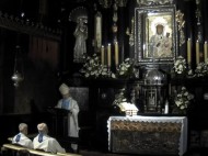 Biskup Jan Piotrowski na Jasnej Górze: Różaniec jest modlitwą zakorzenioną w Ewangelii