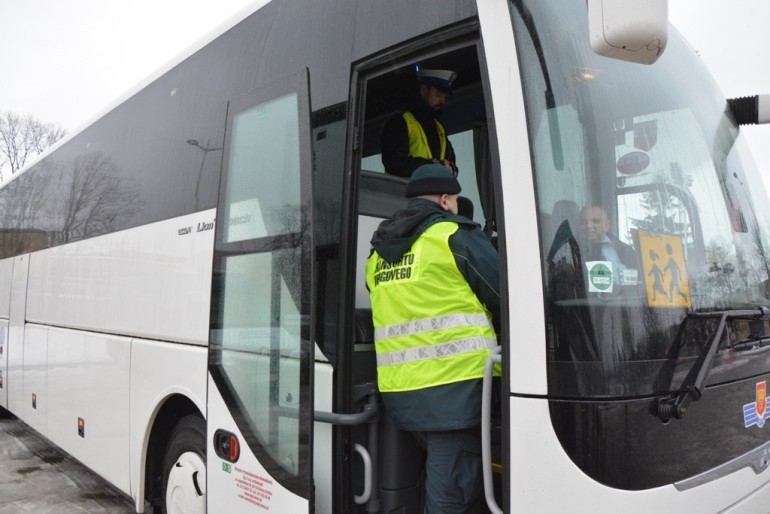 Policja i Inspektorat Transportu Drogowego Skontrolują autokary