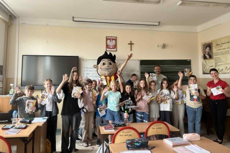 Uśmiechy na start roku szkolnego – Radio eM i Scyzio odwiedzili uczniów