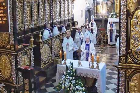 W Diecezjalny Dzień Życia Konsekrowanego odnowili śluby zakonne. Mszy przewodniczył biskup Andrzej Kaleta