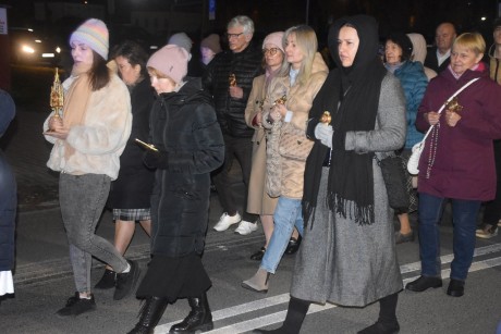 Noc Świętych z biskupem Janem Piotrowskim